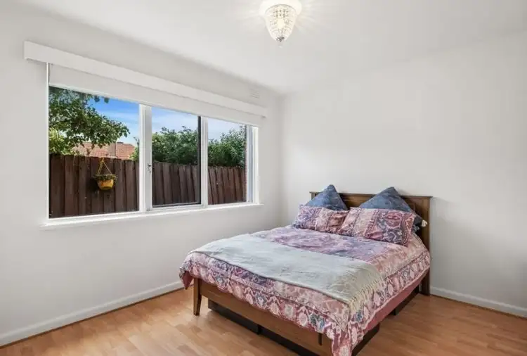 Fifth view of Homely apartment listing, 4/50 Robert Street, Bentleigh VIC 3204