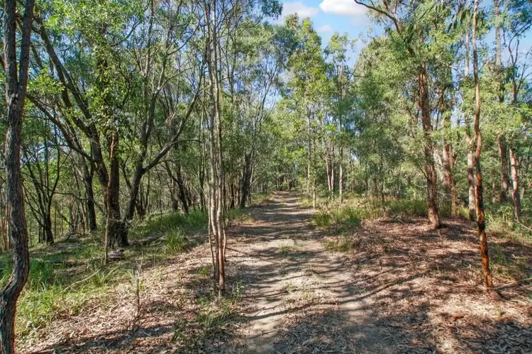 94 Holyrood Road, Maudsland QLD 4210