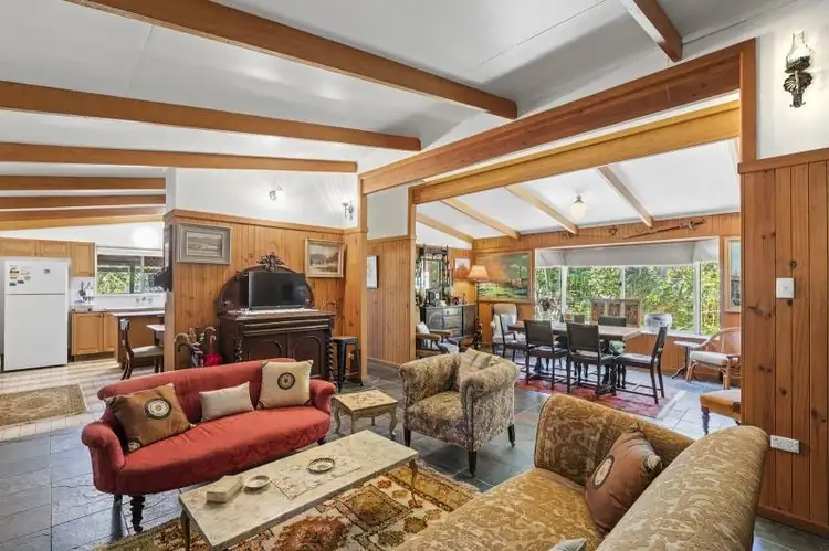 138 Eagle Heights Road, Tamborine Mountain QLD 4272
