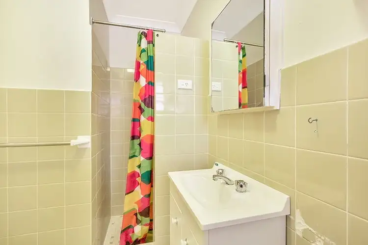 Third view of Homely studio listing, 13/4A Ithaca Road, Elizabeth Bay NSW 2011