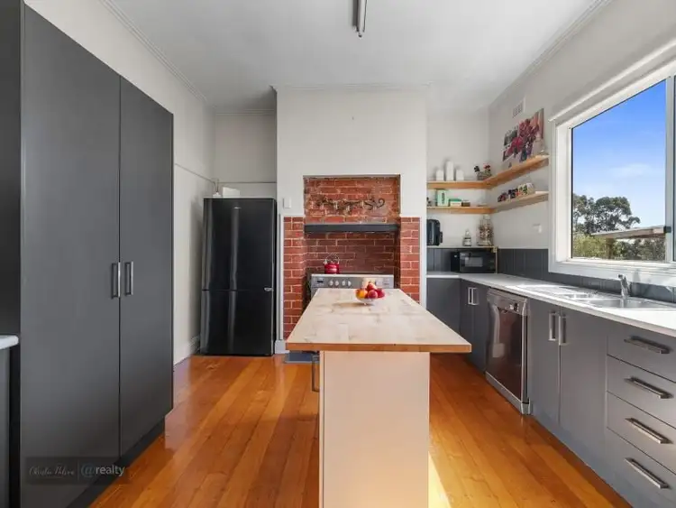 Fifth view of Homely house listing, 10 Gray Street, Leongatha VIC 3953