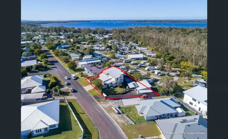 15 Summer Way, Tin Can Bay QLD 4580