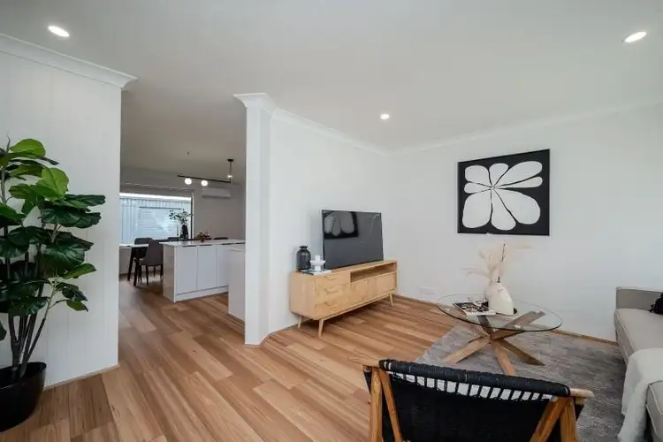 Seventh view of Homely house listing, 30 Astroloma Place, Koongamia WA 6056