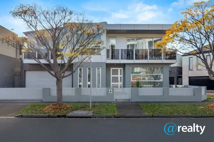 13 Lakeside Crescent, Maribyrnong VIC 3032