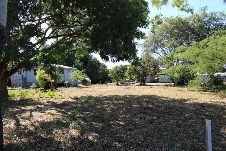 7 Zimmerlie Place, Nome QLD 4816