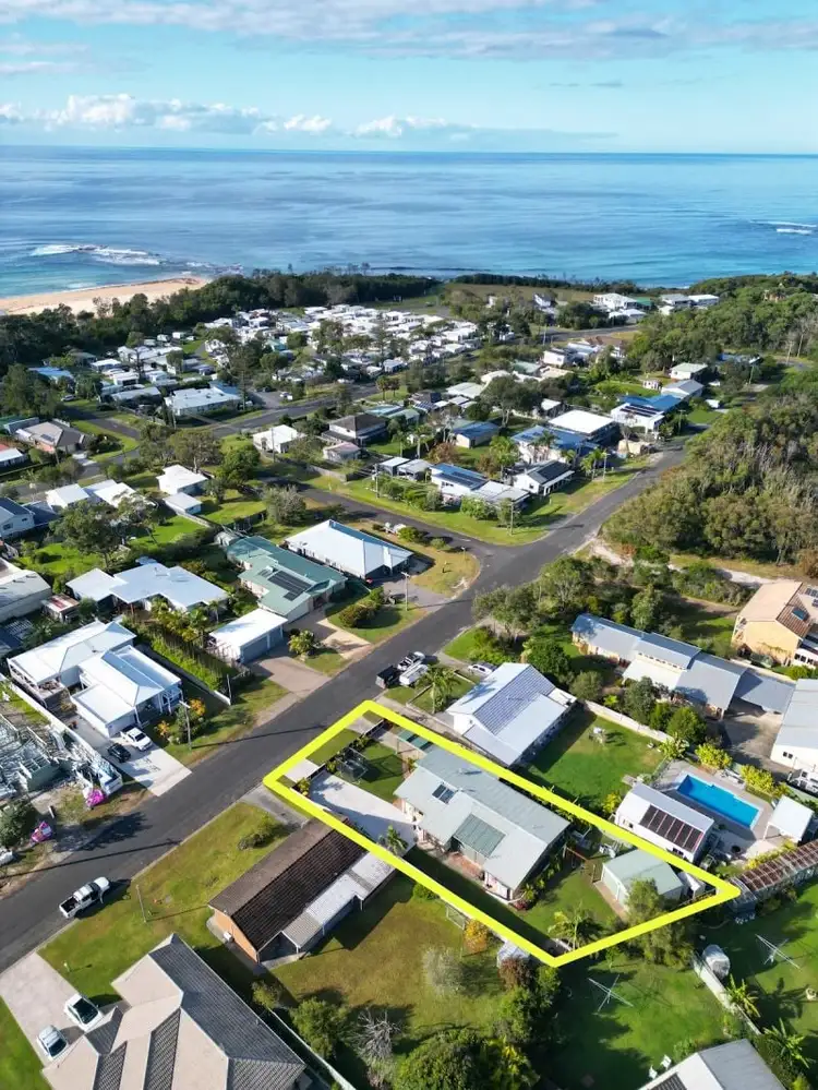 15 Swan Avenue, Cudmirrah NSW 2540