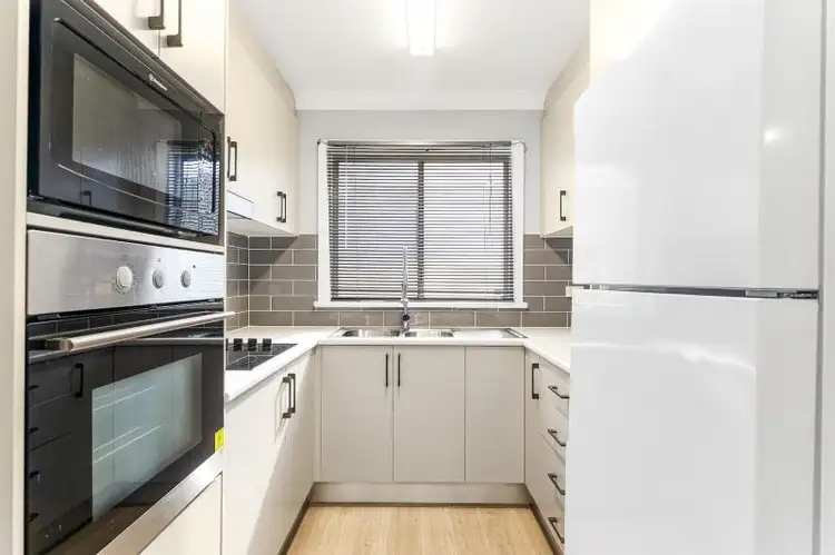 18 Victoria Avenue, Toukley NSW 2263