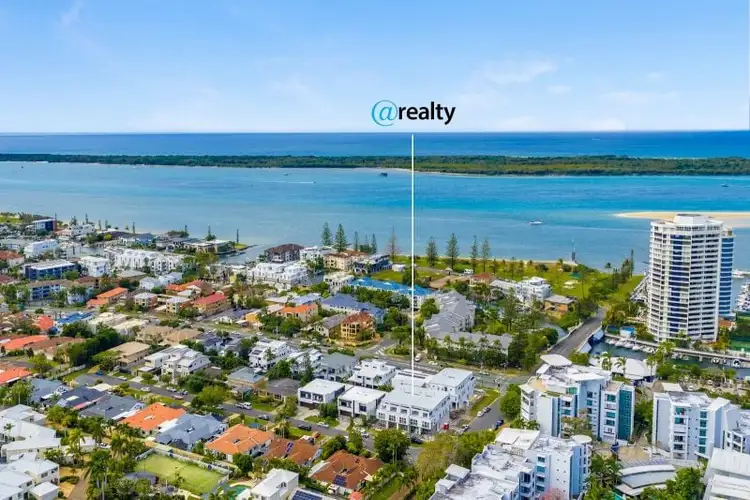 5/36 Bayview Street, Runaway Bay QLD 4216