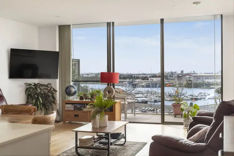 802/12 Bellevue Street, Newcastle West NSW 2302