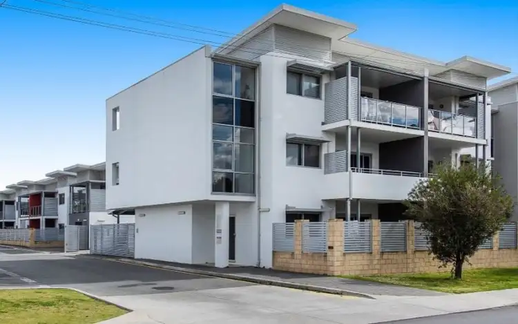 27/7 Streatham Street, Beckenham WA 6107