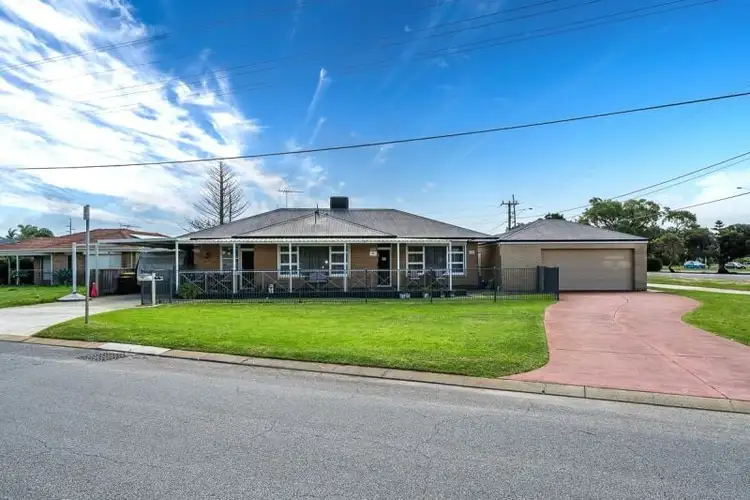 18 Farris Street, Rockingham WA 6168