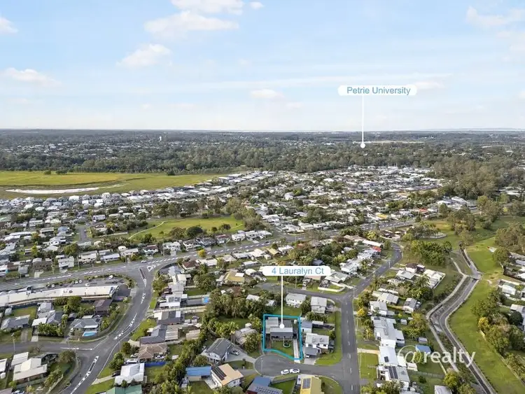 4 Lauralyn Court, Bray Park QLD 4500