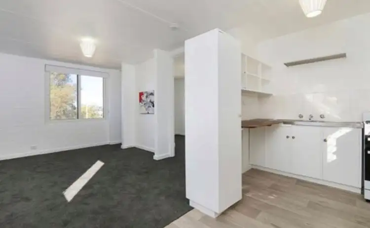 31/3 Russel Avenue, North Perth WA 6006