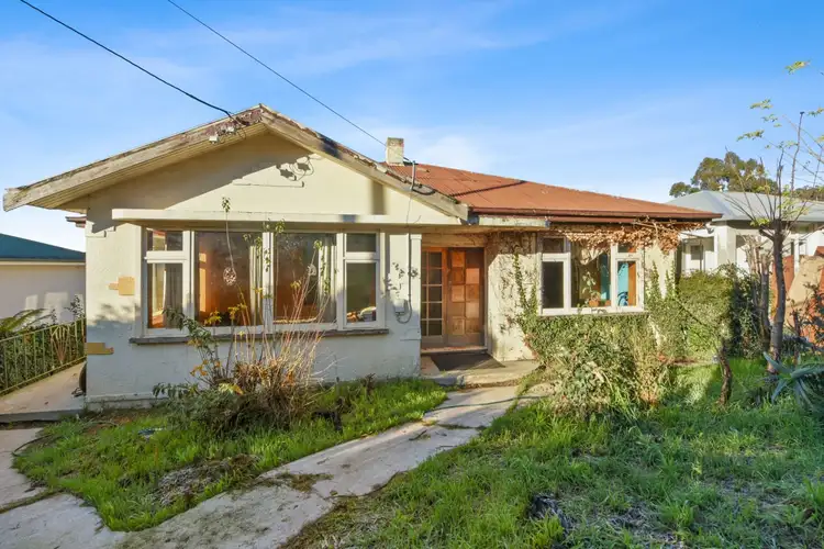 15 Veulalee Avenue, Trevallyn TAS 7250