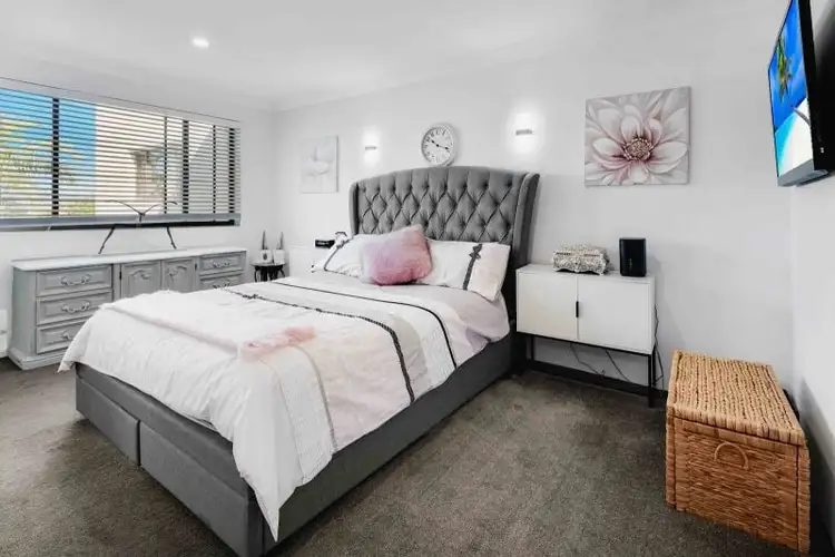 Sixth view of Homely apartment listing, 20/9 Bayview Street, Runaway Bay QLD 4216