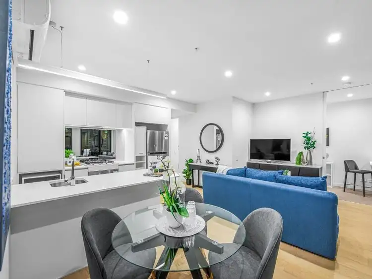 Fifth view of Homely apartment listing, 1020/477 Boundary Street, Spring Hill QLD 4000