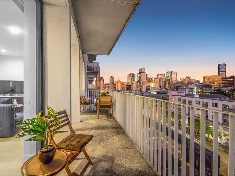 Sixth view of Homely apartment listing, 1020/477 Boundary Street, Spring Hill QLD 4000