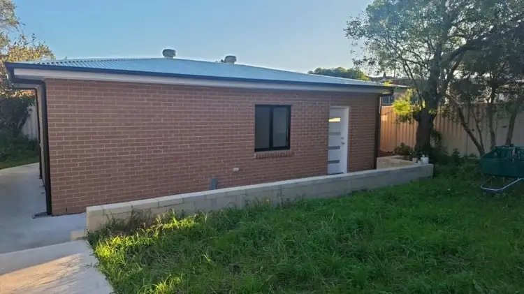 Granny Flat/69 Willison Road, Carlton NSW 2218