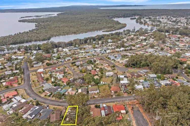 25 Suncrest Avenue, Sussex Inlet NSW 2540