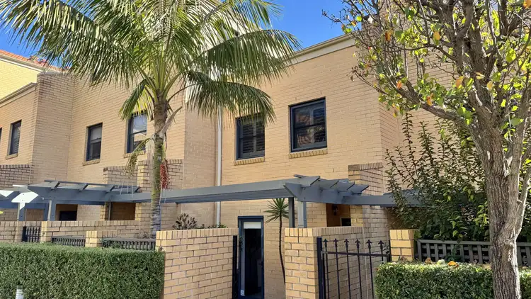 68/8 Water Street, Birchgrove NSW 2041