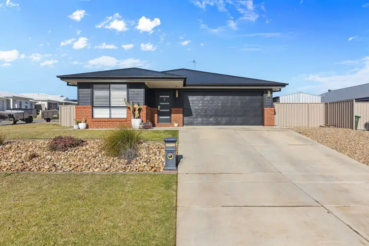 Main view of Homely house listing, 19 Valencia Drive, Gobbagombalin NSW 2650