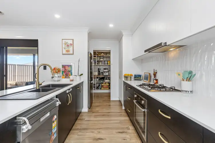 Fourth view of Homely house listing, 19 Valencia Drive, Gobbagombalin NSW 2650