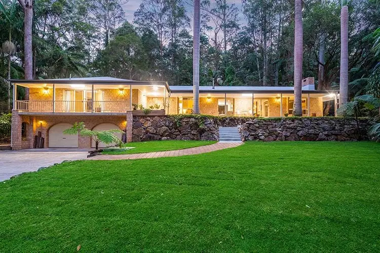 106 Kinabalu Drive, Tamborine Mountain QLD 4272