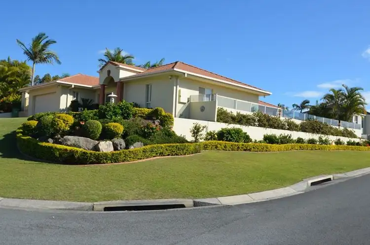 1 Offham Court, Arundel QLD 4214