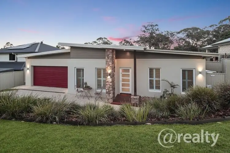 100 Outlook Place, Moggill QLD 4070