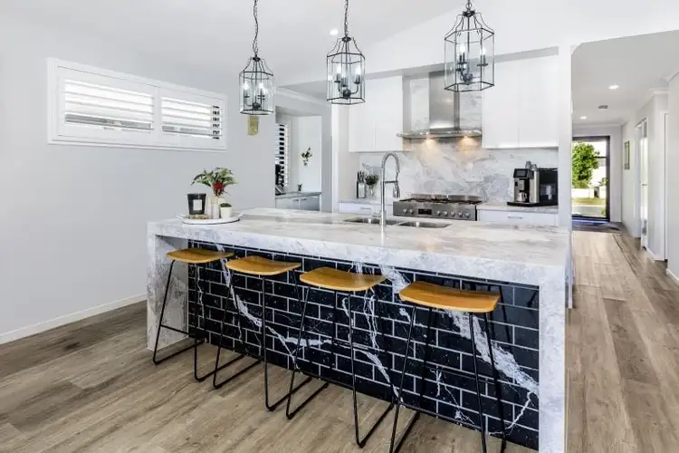 12 Elanus Court, Banksia Beach QLD 4507