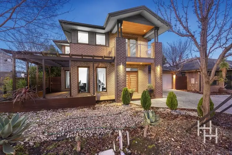 28 Mountainview Boulevard