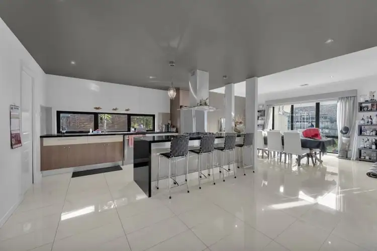 Fifth view of Homely house listing, 28 Mountainview Boulevard, Cranbourne North VIC 3977