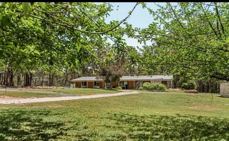 140 Kangaroo Drive, Coomoora VIC 3461