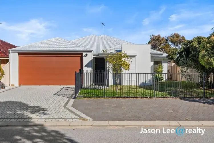 12 Menna Brace, Greenfields WA 6210