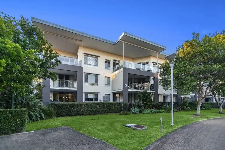 611/3 Pendraat Parade, Hope Island QLD 4212