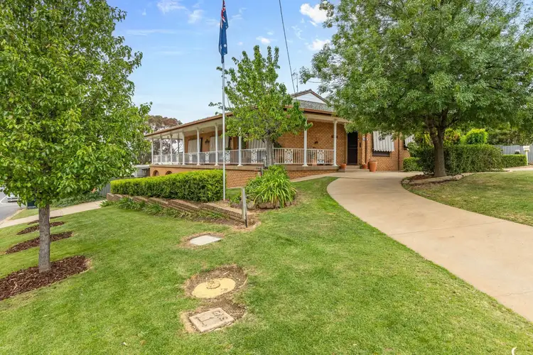 39 Bolton Street, Junee NSW 2663