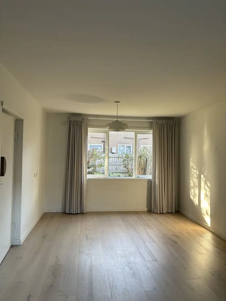 Third view of Homely flat listing, 2/214 Kambrook Road, Caulfield VIC 3162