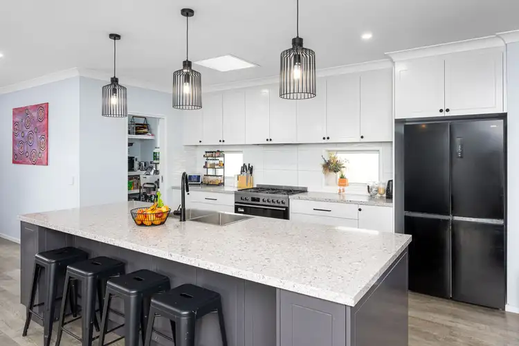 Second view of Homely house listing, 5 Coocook Place, Gobbagombalin NSW 2650