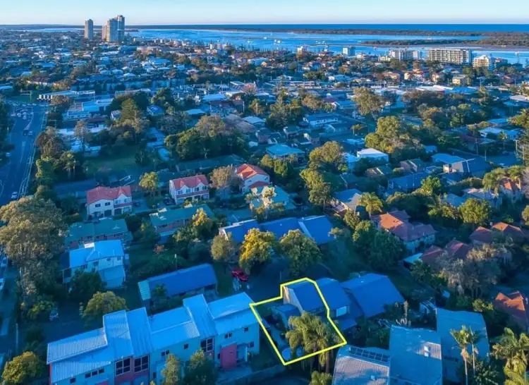 8/36 Government Road, Labrador QLD 4215