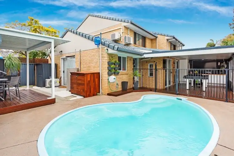 8/36 Government Road, Labrador QLD 4215