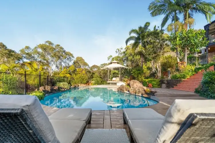 20 Leatherwood Place, Brookfield QLD 4069