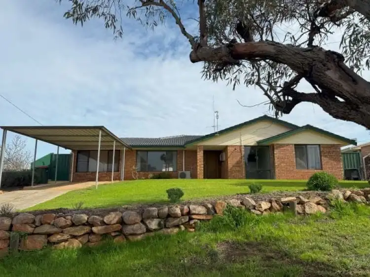 6 Chattamarra Place, Gingin WA 6503
