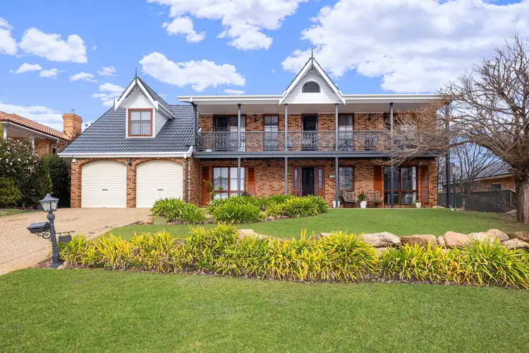 48 Lakehaven Drive, Lake Albert NSW 2650