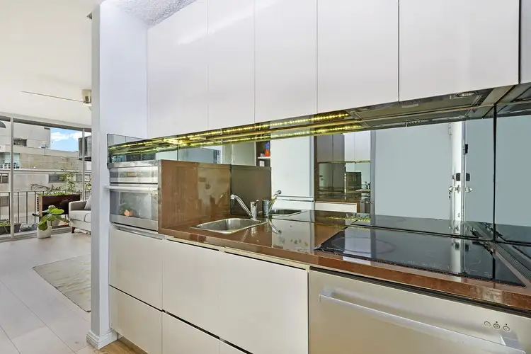 Fifth view of Homely apartment listing, 58/68 Roslyn Gardens, Elizabeth Bay NSW 2011