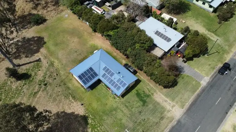 16 Wickham Street, Nanango QLD 4615