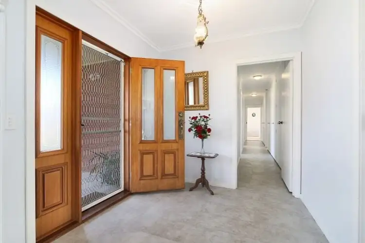 Fifth view of Homely house listing, 7 Sans Souci Drive, Wodonga VIC 3690