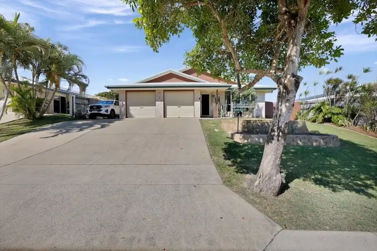 8 Collins Court, Eimeo QLD 4740