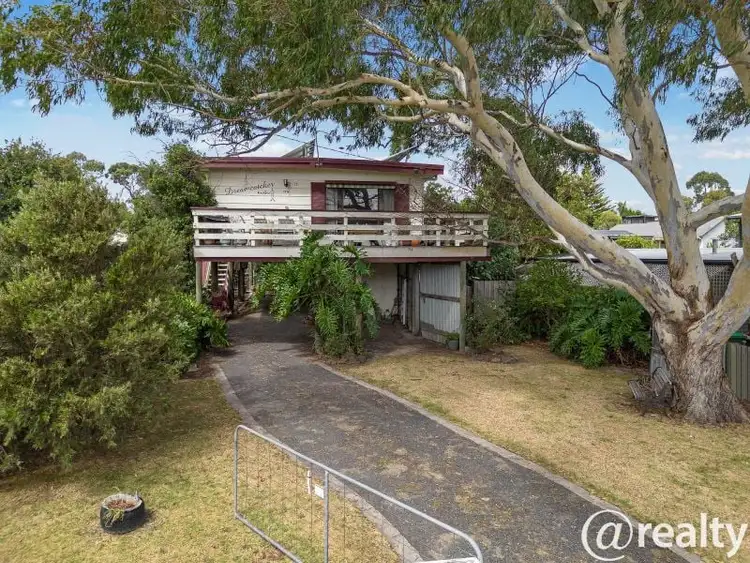 13 Bantering Bay Road