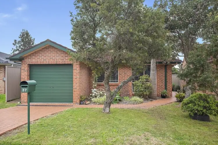 37 Parkholme Circuit, Englorie Park NSW 2560