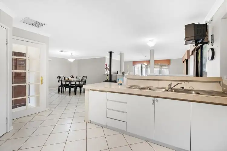 Sixth view of Homely house listing, 21 Cincotta Loop, Beeliar WA 6164